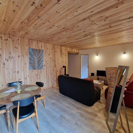 Chambre D'Hotes O Rendez-Vous Roquefeuil Luaran gambar