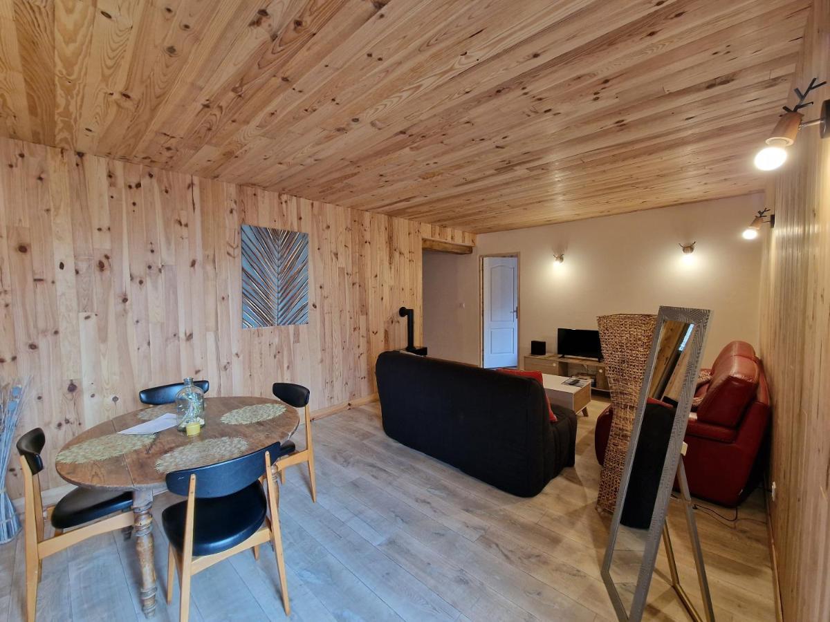 Chambre D'Hotes O Rendez-Vous Roquefeuil Luaran gambar
